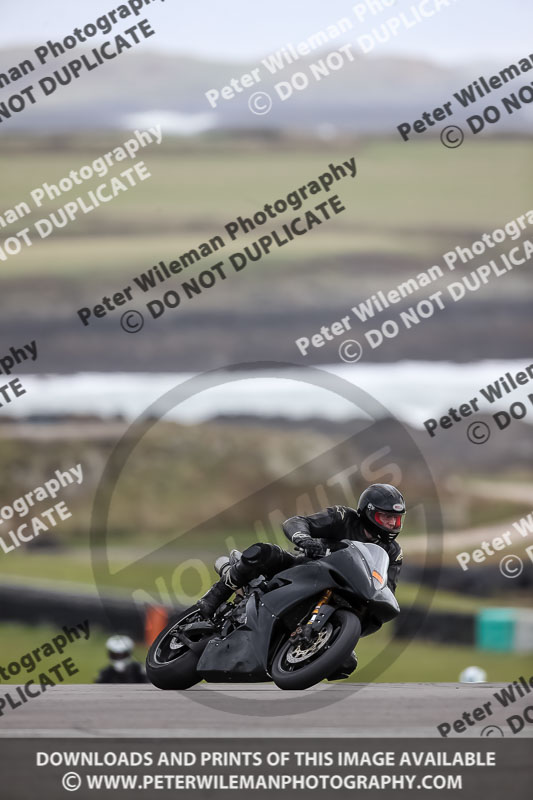 anglesey no limits trackday;anglesey photographs;anglesey trackday photographs;enduro digital images;event digital images;eventdigitalimages;no limits trackdays;peter wileman photography;racing digital images;trac mon;trackday digital images;trackday photos;ty croes